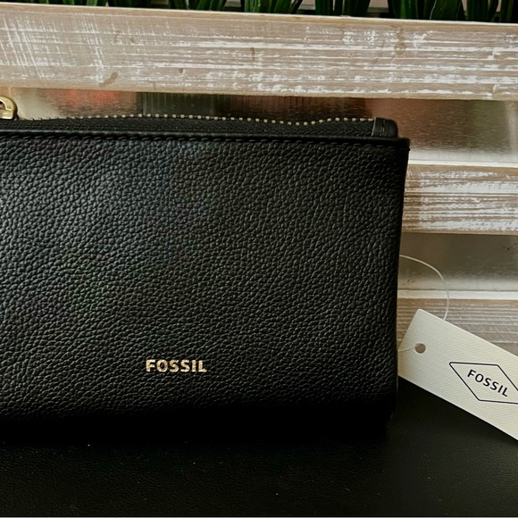 FOSSIL Lainie Multifunction Black Leather Wallet - Picture 1 of 10